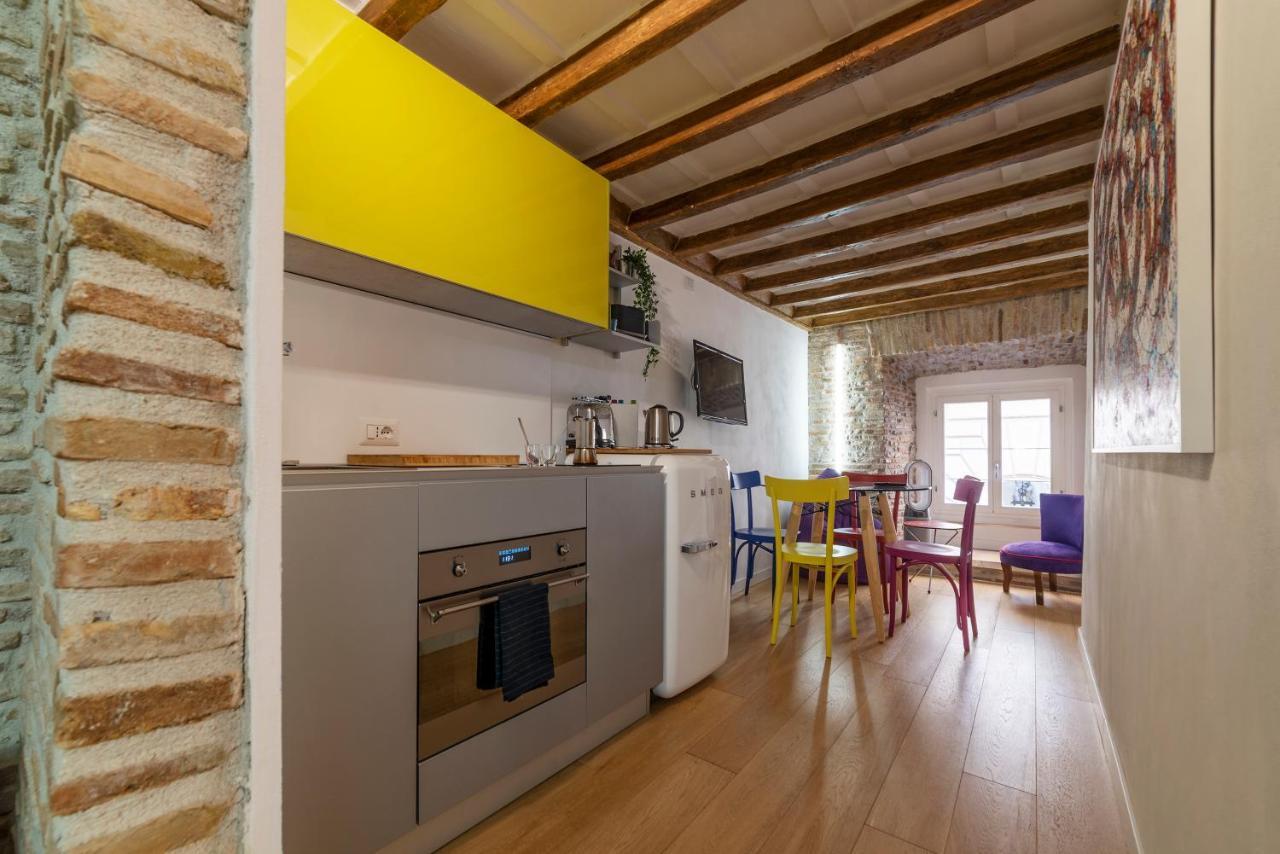 Largo Di Torre Argentina Cozy